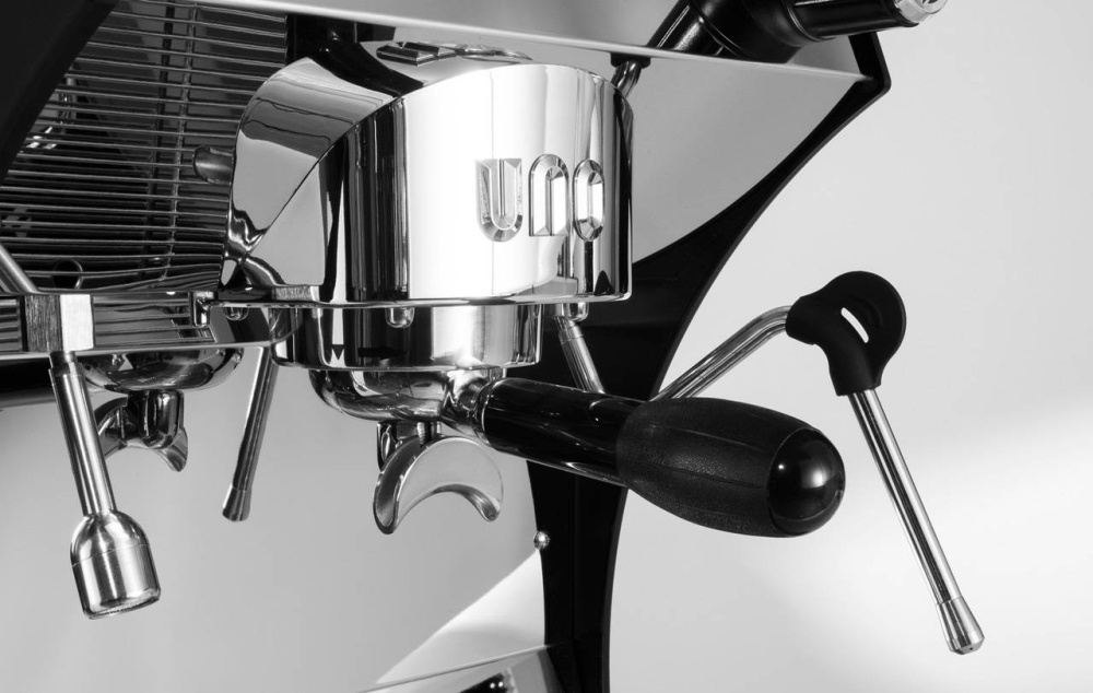Кофемашина рожковая автоматическая Manifesta UNO black  – фото 3 в каталоге Перми