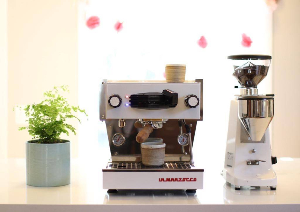 Кофемашина рожковая La Marzocco Linea Mini (цветной корпус) – фото 4 в каталоге Перми